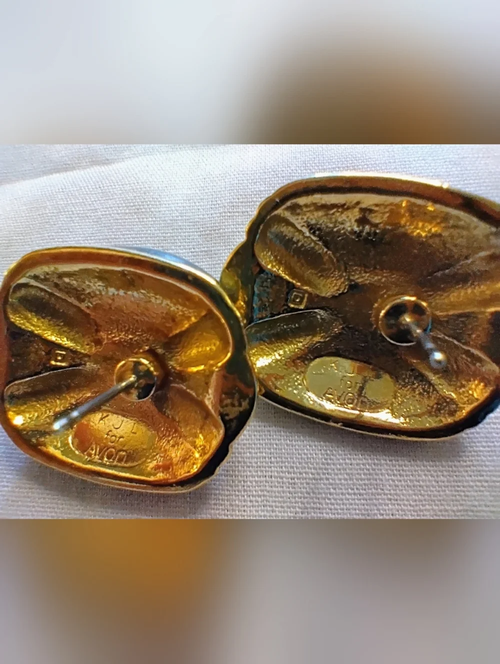 Vintage Kenneth Jay Lane For Avon Duchess Of Windsor Earrings - Picture 6 of 6